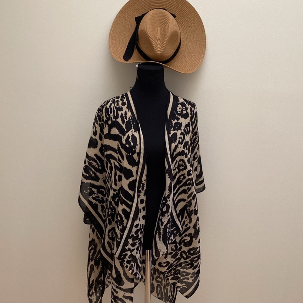 Vince Camuto Sun Hat and Coverup - New